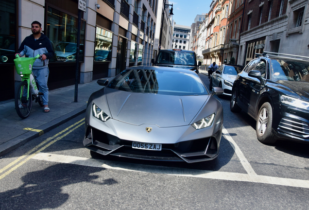 Lamborghini Huracán LP640-4 EVO
