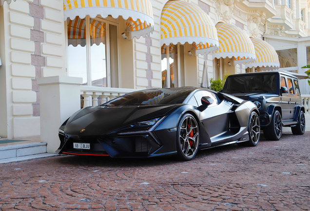 Lamborghini Revuelto