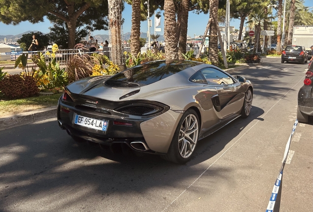 McLaren 570GT