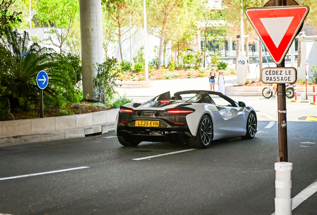 McLaren Artura Spider