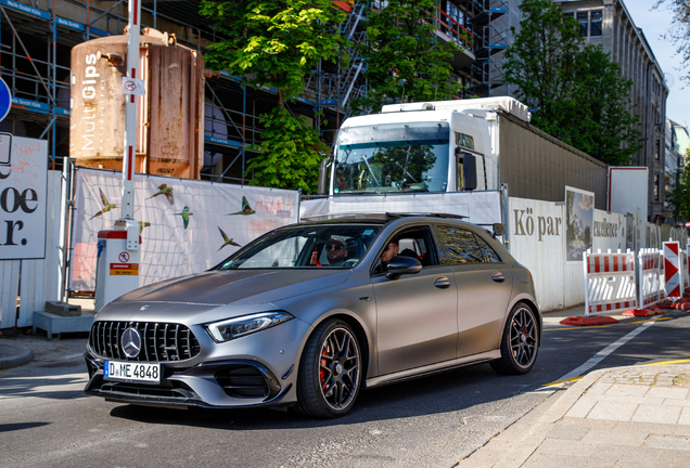 Mercedes-AMG A 45 S W177