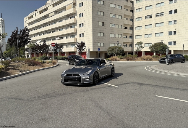 Nissan GT-R 2012