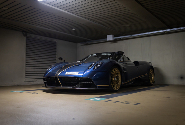 Pagani Huayra Roadster