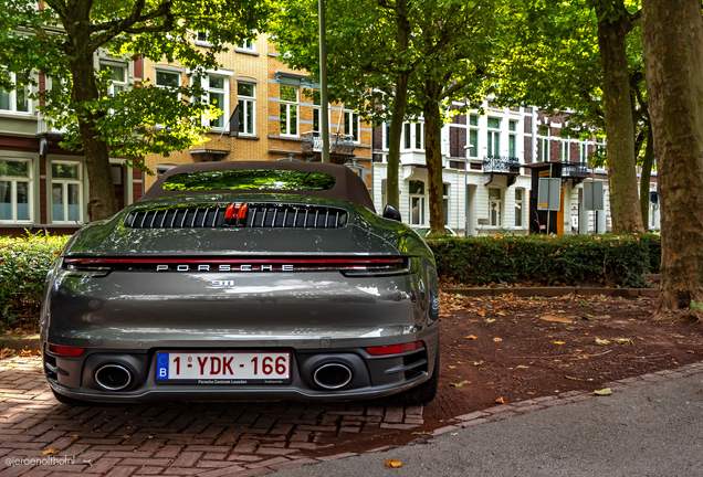 Porsche 992 Carrera 4S Cabriolet