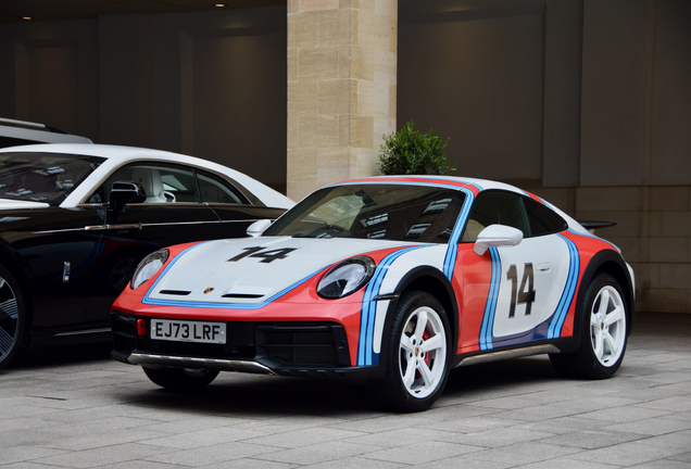 Porsche 992 Dakar