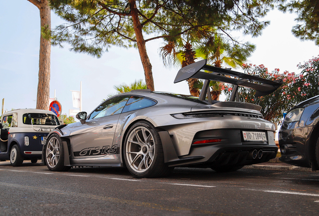 Porsche 992 GT3 RS Weissach Package