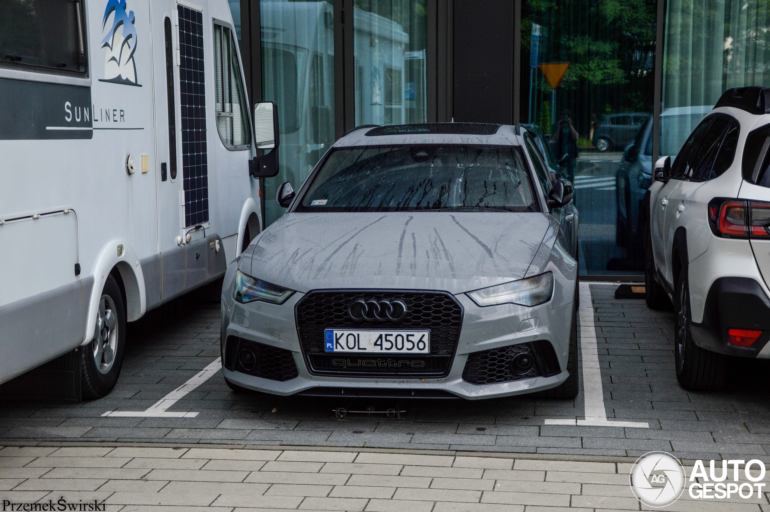 Audi RS6 Avant C7 2015