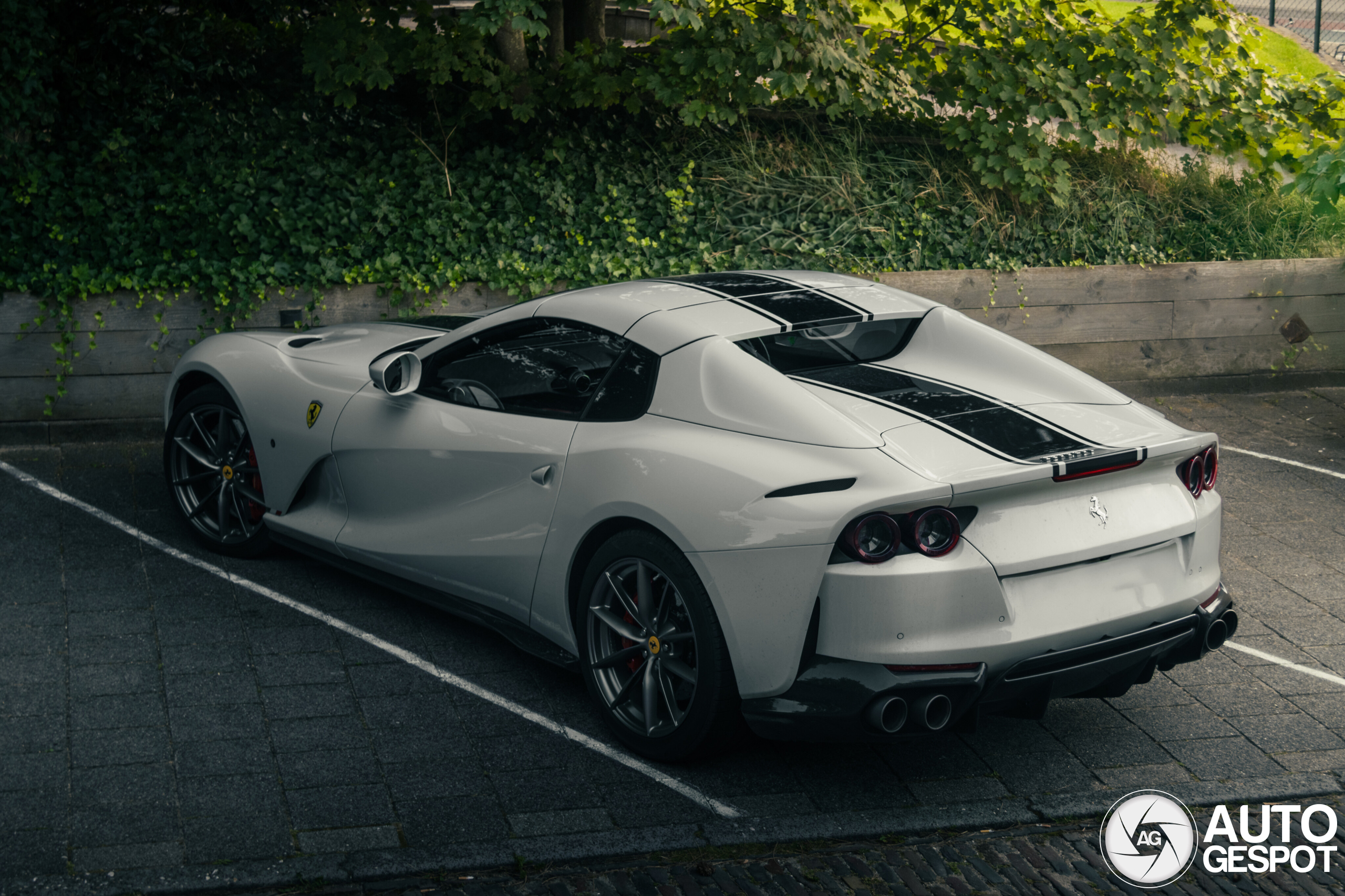 Ferrari 812 GTS