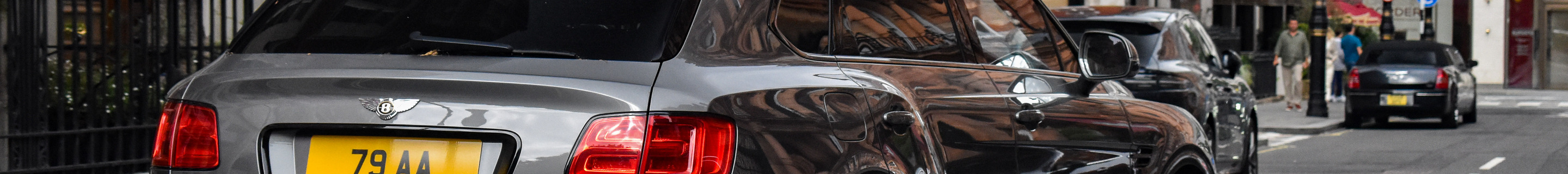 Bentley Bentayga V8