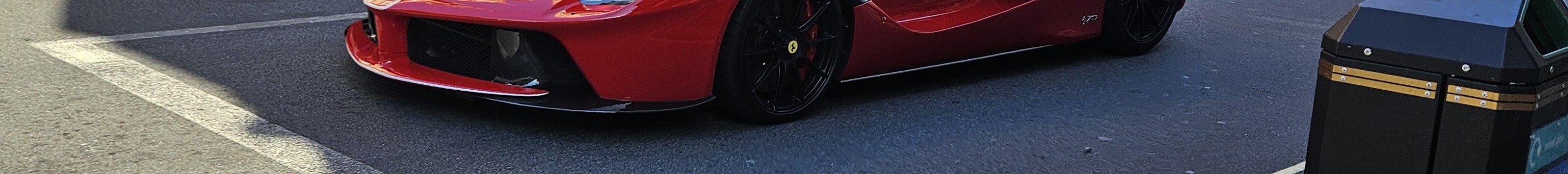 Ferrari LaFerrari Aperta