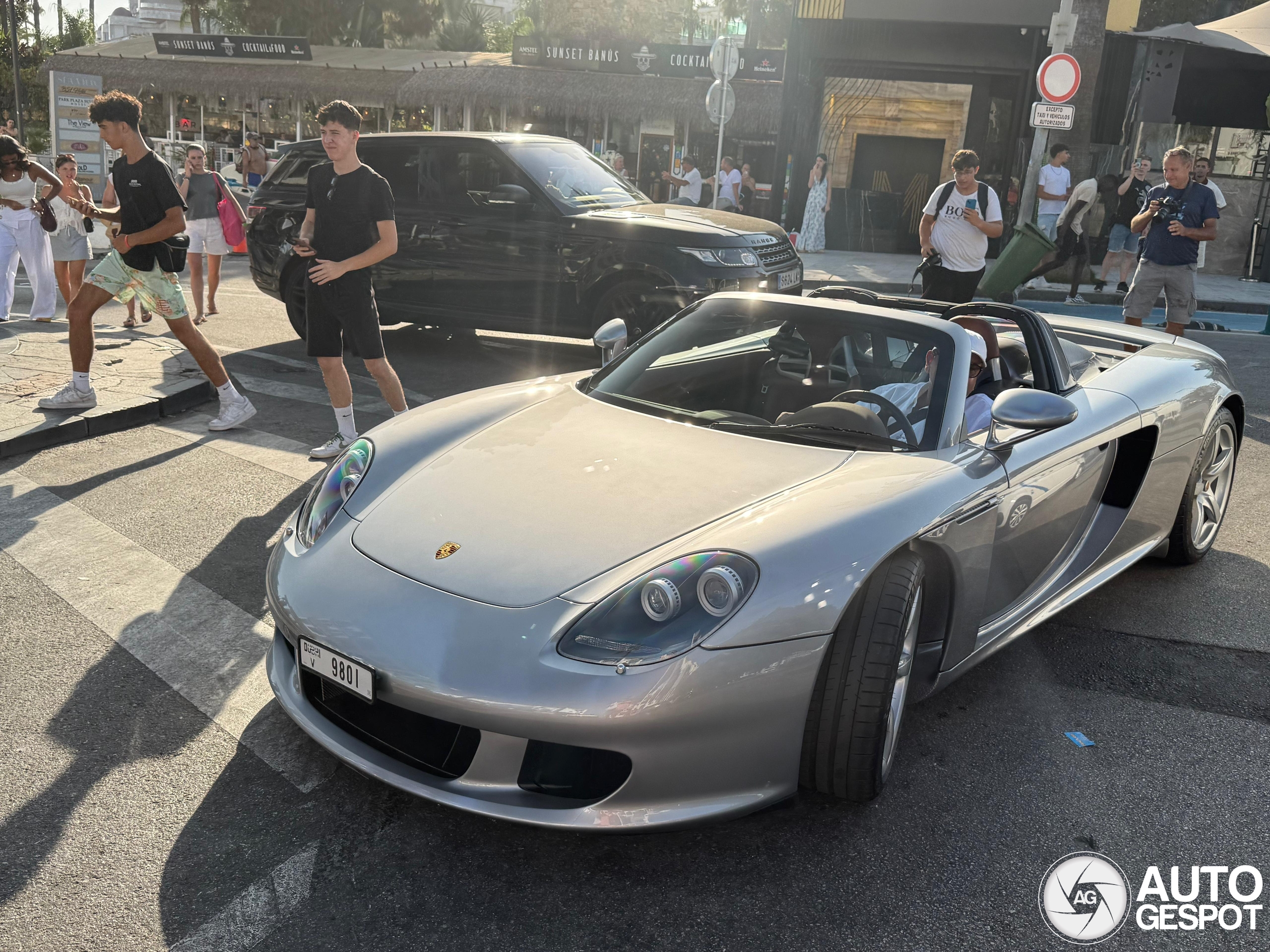 Porsche Carrera GT steelt de show in Marbella