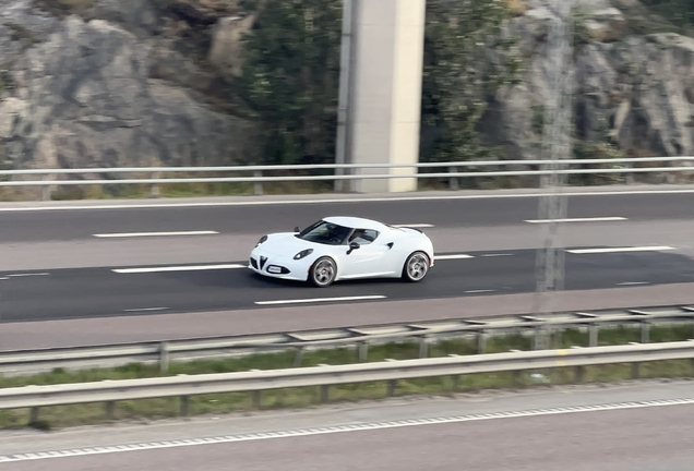 Alfa Romeo 4C Coupé