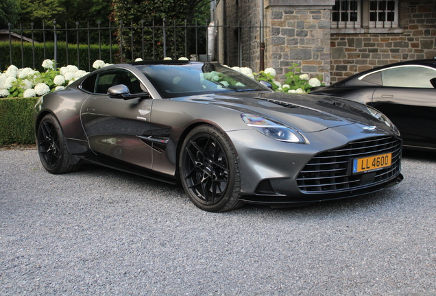 Aston Martin Vanquish 2025