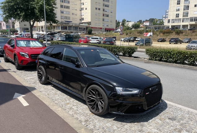 Audi RS4 Avant B8