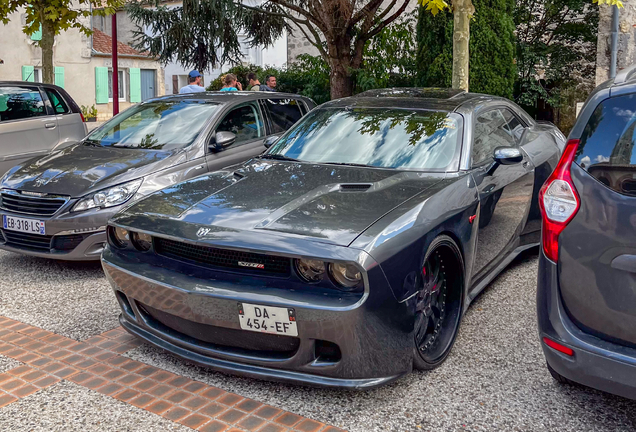 Dodge Challenger SRT-8