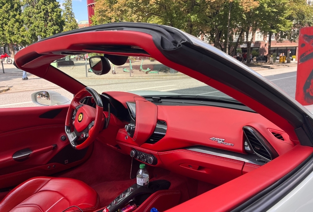 Ferrari 488 Spider