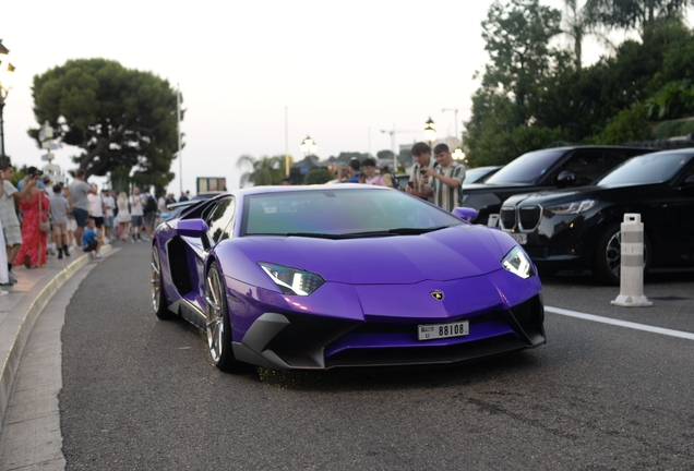 Lamborghini Aventador LP700-4