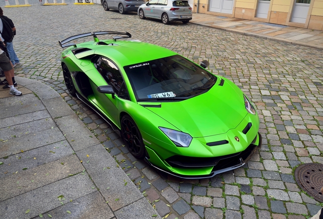 Lamborghini Aventador LP770-4 SVJ