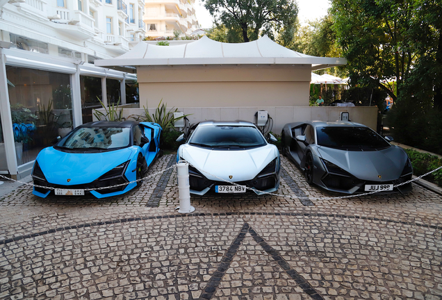 Lamborghini Revuelto