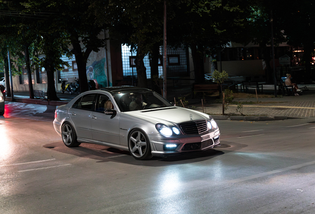 Mercedes-Benz E 55 AMG