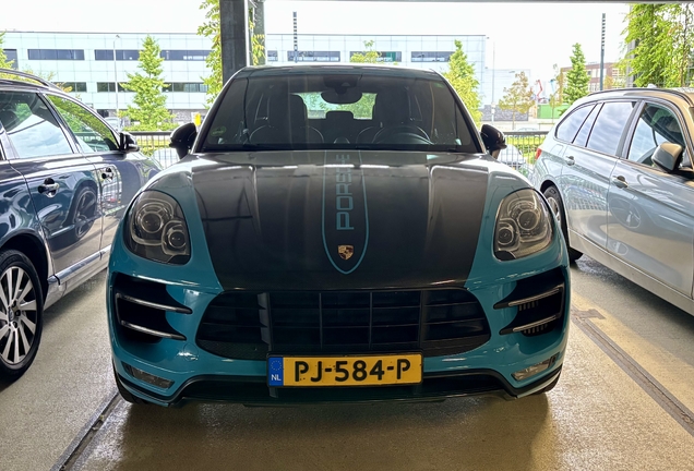 Porsche 95B Macan Turbo