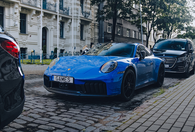 Porsche 992 Carrera 4 GTS MkII