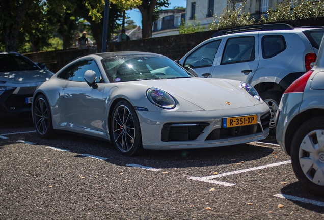 Porsche 992 Carrera S