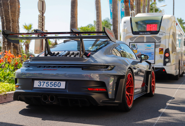 Porsche 992 GT3 RS Weissach Package