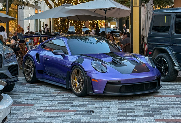 Porsche 992 GT3 RS Weissach Package
