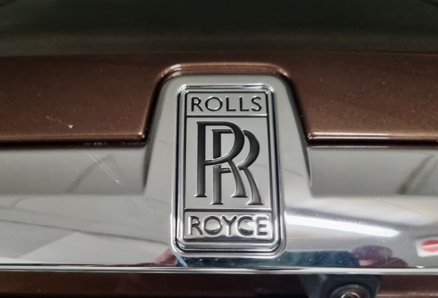 Rolls-Royce Ghost 2021 Amber Roads