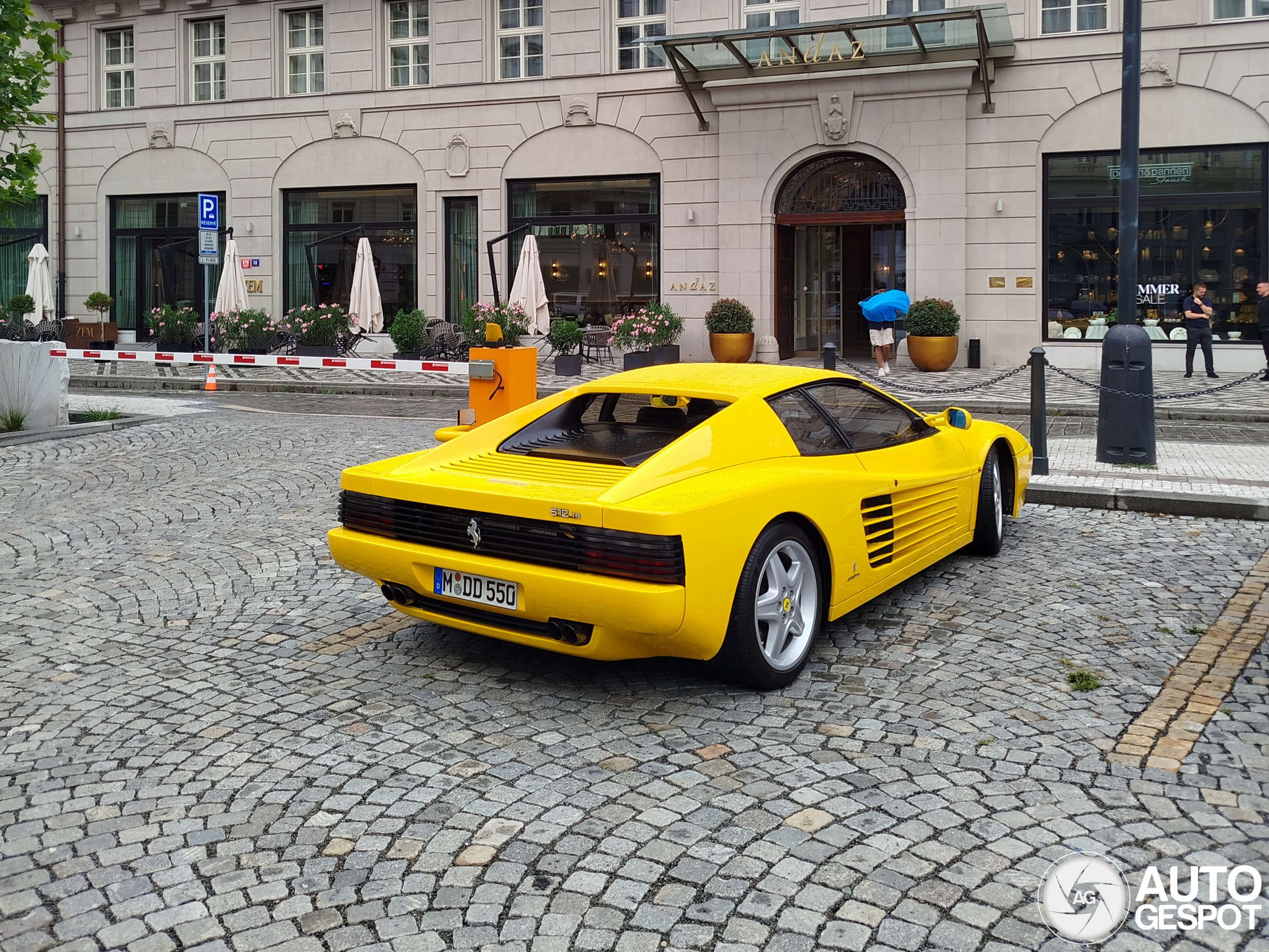 Ferrari 512 TR