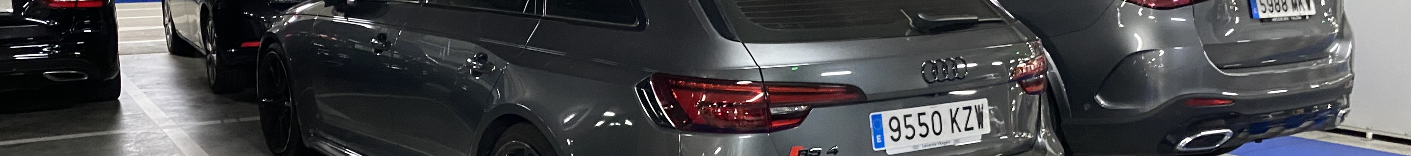 Audi RS4 Avant B9