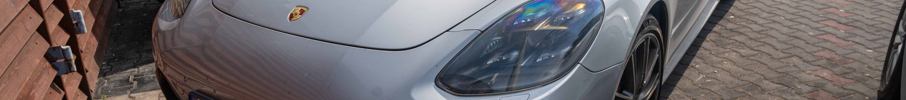 Porsche 971 Panamera GTS MkI