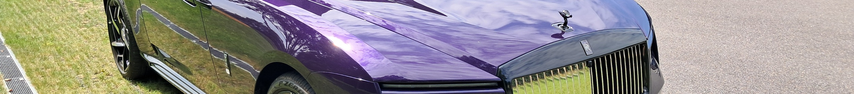 Rolls-Royce Spectre Black Badge