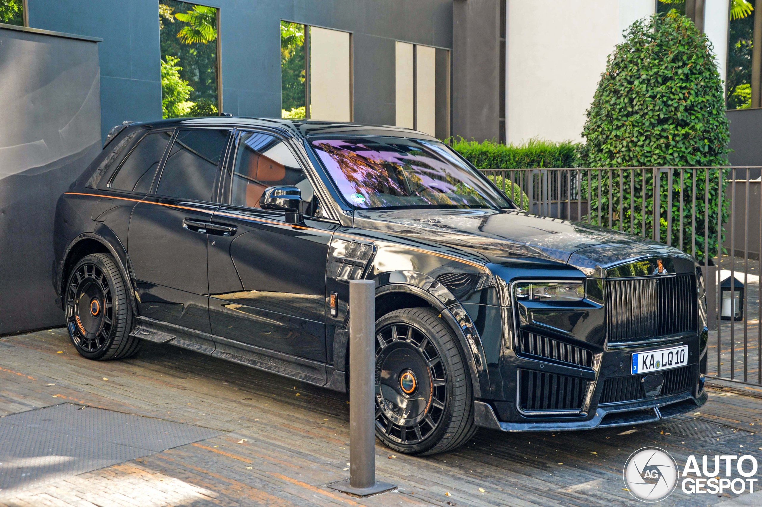 Rolls-Royce Cullinan Series II Mansory Emperor