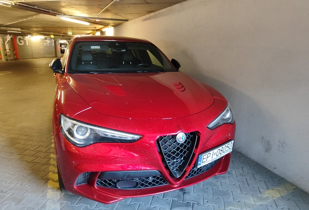 Alfa Romeo Stelvio Quadrifoglio 2020