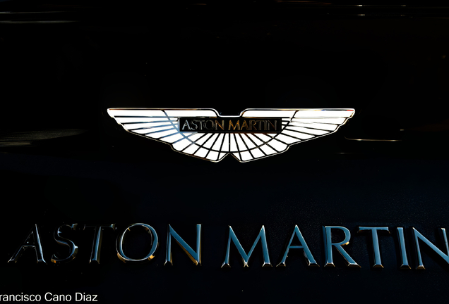 Aston Martin DB11