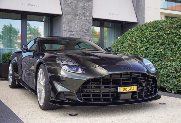Aston Martin Vanquish 2025