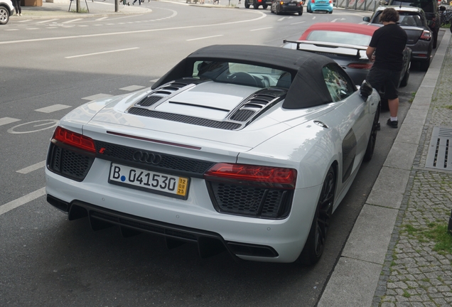 Audi R8 V10 Spyder 2016
