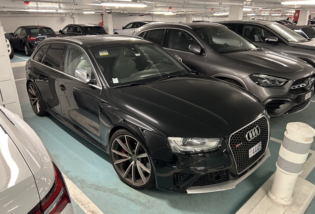 Audi RS4 Avant B8