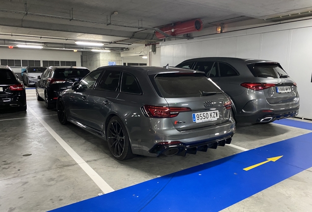 Audi RS4 Avant B9
