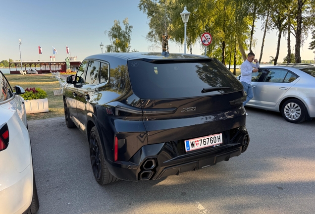 BMW XM G09