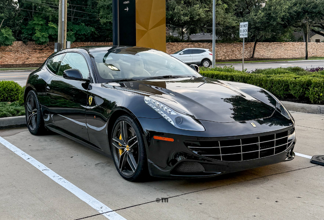 Ferrari FF