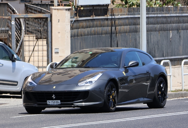 Ferrari GTC4Lusso