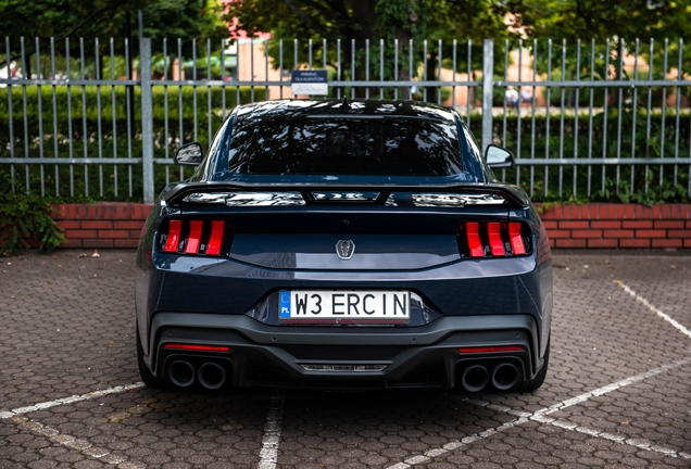 Ford Mustang Dark Horse 2024
