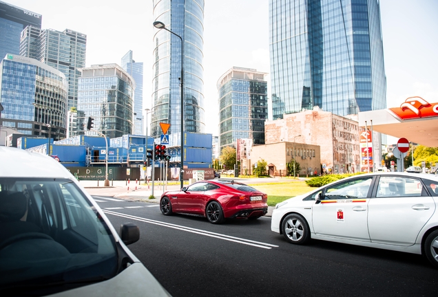 Jaguar F-TYPE R Coupé