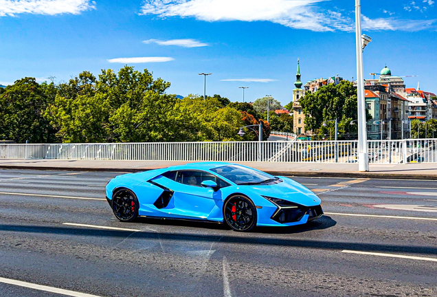 Lamborghini Revuelto