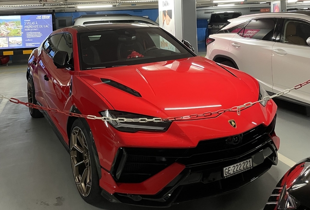 Lamborghini Urus Performante