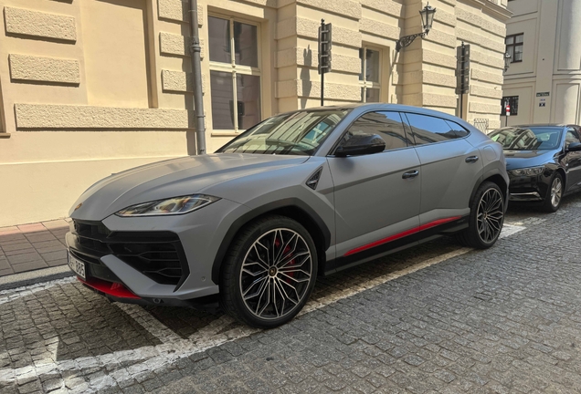 Lamborghini Urus SE