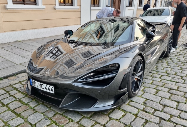 McLaren 720S Spider